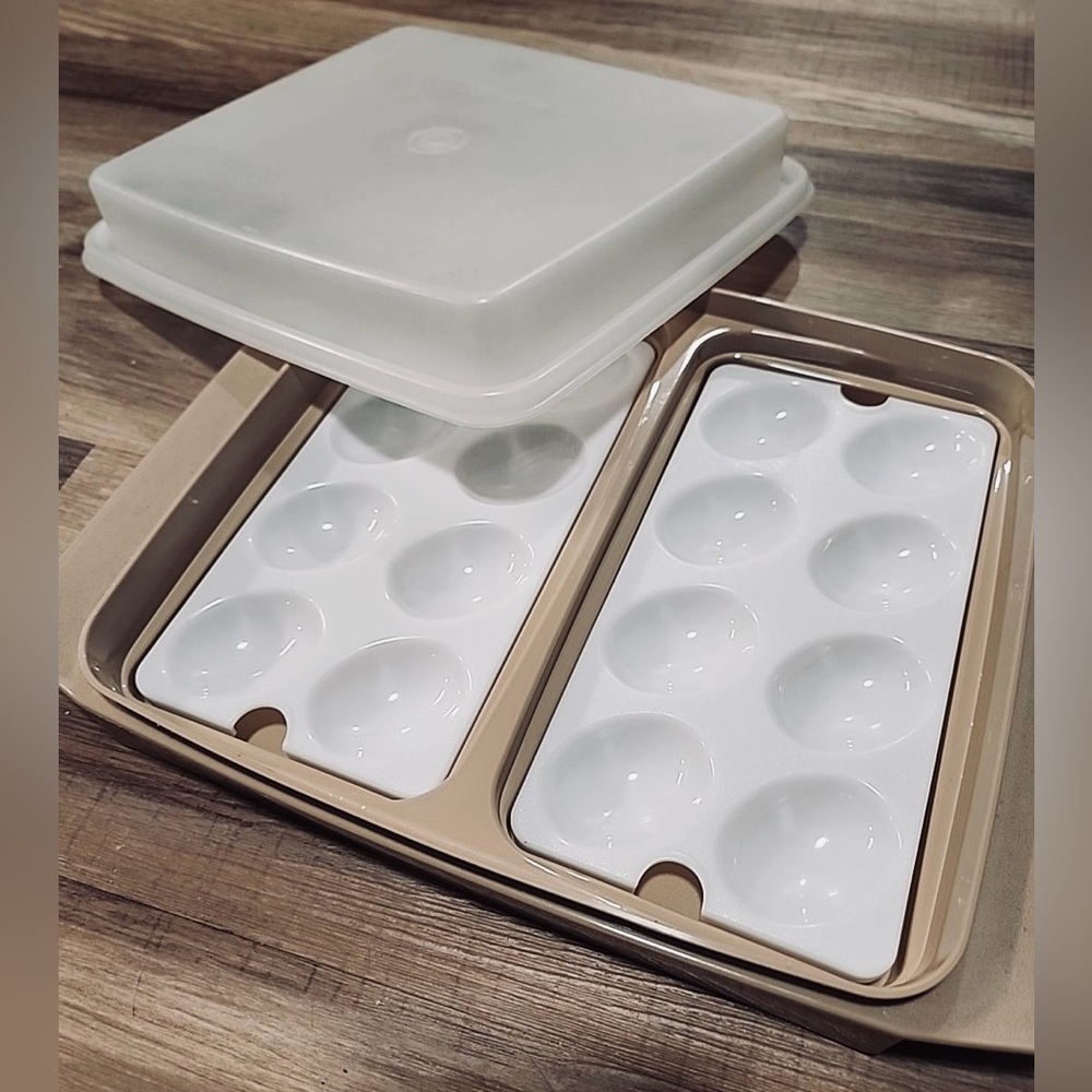Tupperware Devil Egg Holder Vintage